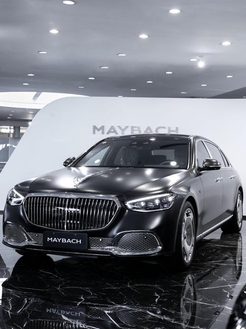 重庆160岚图汽车的售后服务让用户无忧出行，迈巴赫未来的豪华车趋势